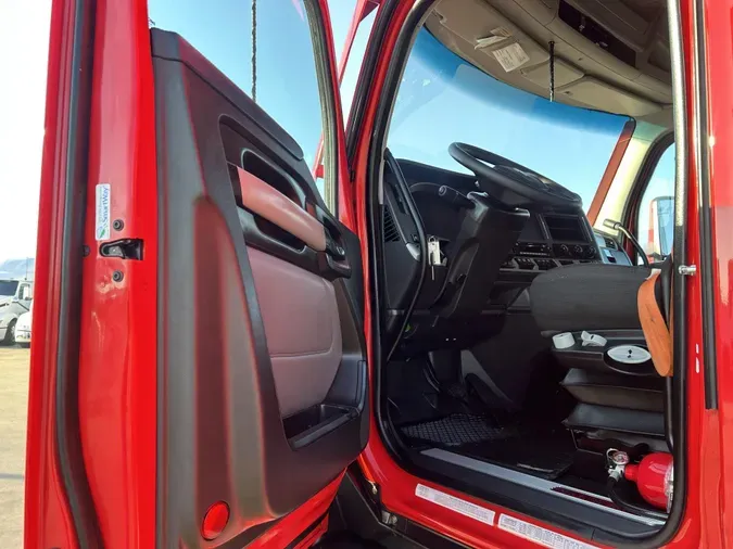 2024 Kenworth T680