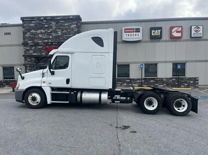 2020 Freightliner Cascadia