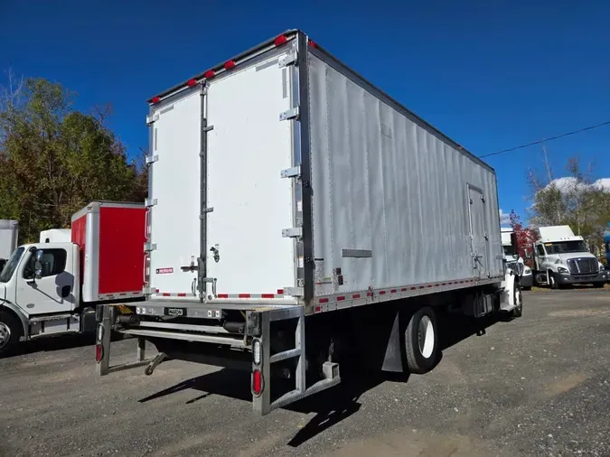 2020 FREIGHTLINER/MERCEDES M2 106