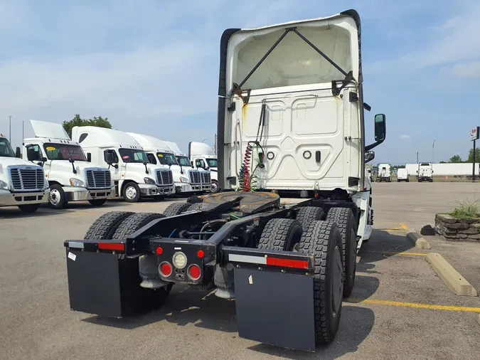 2019 FREIGHTLINER/MERCEDES NEW CASCADIA PX12664