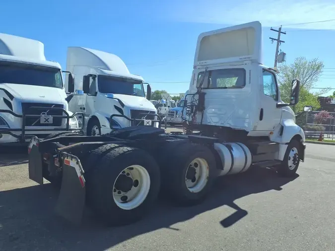 2019 NAVISTAR INTERNATIONAL LT625 DAYCAB T/A