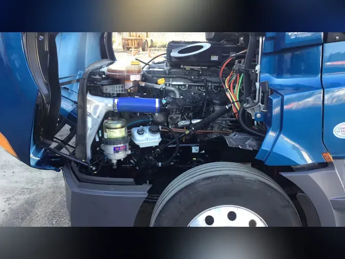 2023 Freightliner Cascadia 126