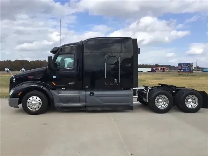 2019 PETERBILT 579