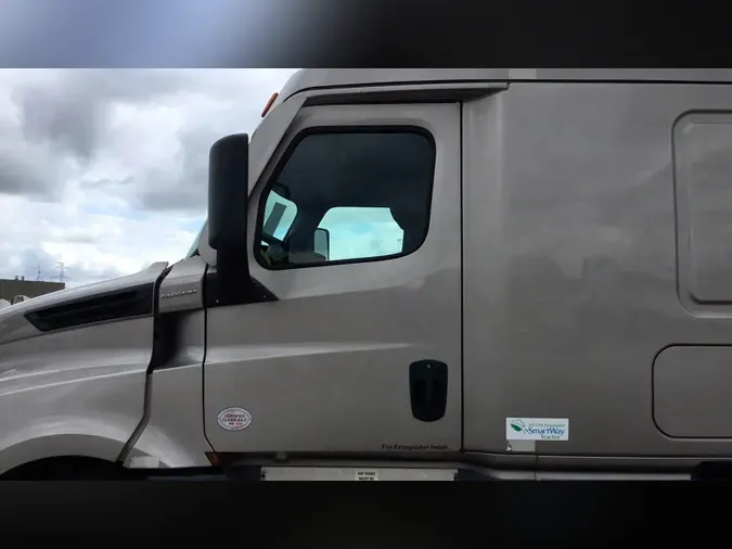 2022 Freightliner Cascadia 12602c1108ad2526ccc3326dc85945a5bc6