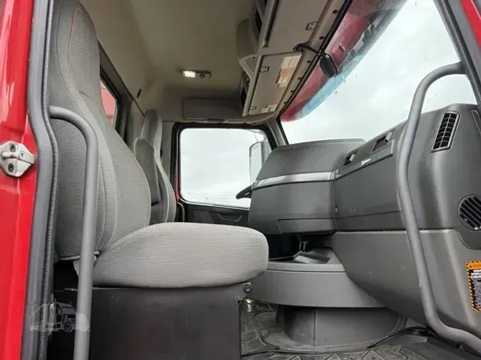 2021 VOLVO VNR64T30002c59fd3a209afb5cb0562440e83a1b5