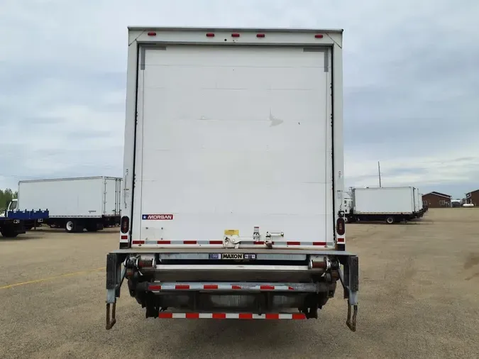 2018 FREIGHTLINER M2 106