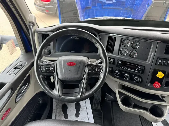 2023 PETERBILT 579