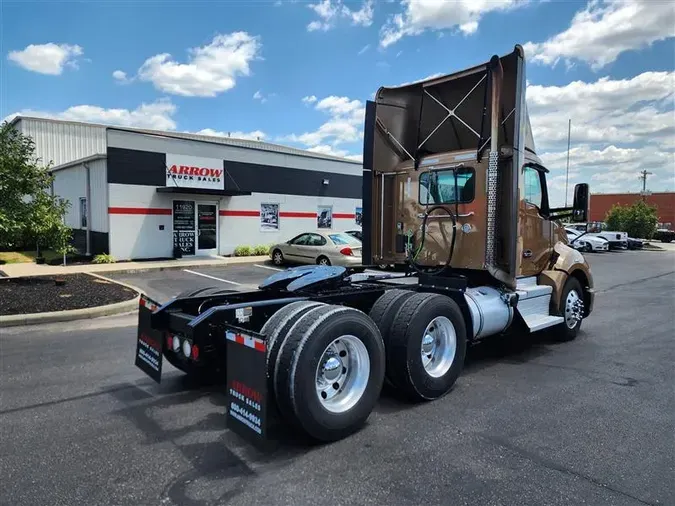 2022 KENWORTH T680