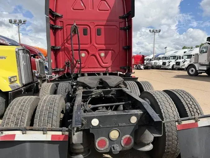2014 FREIGHTLINER CASCADIA 125