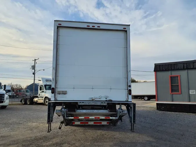 2018 FREIGHTLINER/MERCEDES M2 106