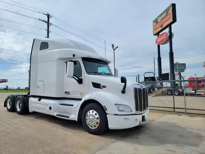 2022 Peterbilt 579