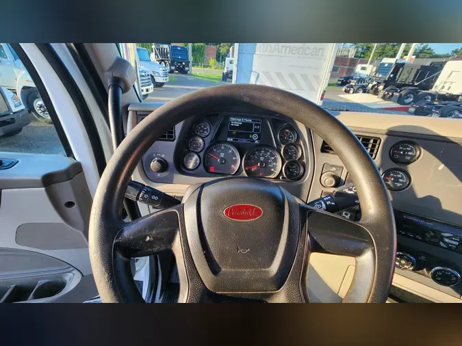 2020 Peterbilt 579