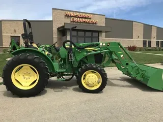2016 JOHN DEERE 5055E