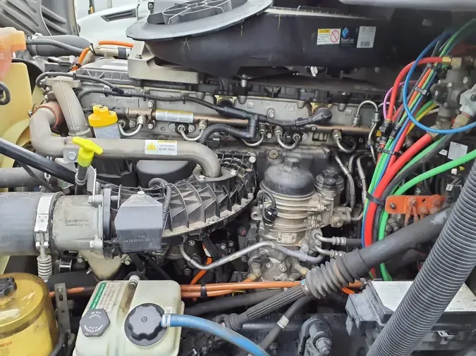 2018 FREIGHTLINER/MERCEDES CASCADIA 12502e32afb358313acf5b20cecc6ff03d8