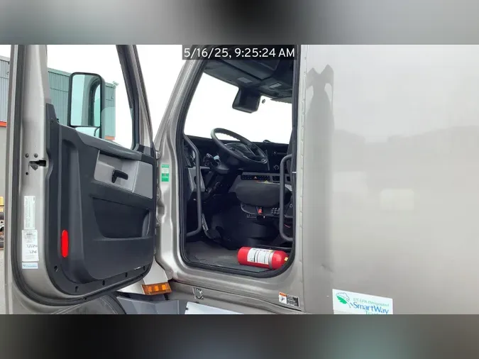 2021 Freightliner Cascadia