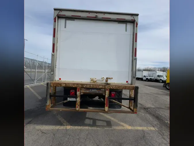 2019 FREIGHTLINER/MERCEDES M2 106