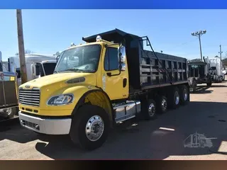 2010 FREIGHTLINER BUSINESS CLASS M2 106