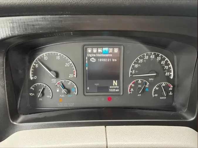 2022 Freightliner Cascadia 126 Sl02ef09f3ec90f3133b7dea618bf4d71b