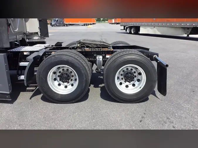 2023 Freightliner Cascadia 12602ef9ab91460b923cc364d13a174e4d8