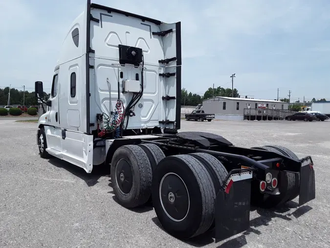 2018 FREIGHTLINER/MERCEDES CASCADIA 125