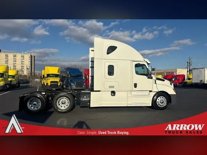 2020 FREIGHTLINER CA126