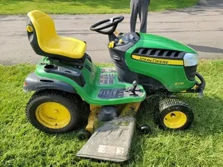 2018 John Deere E170