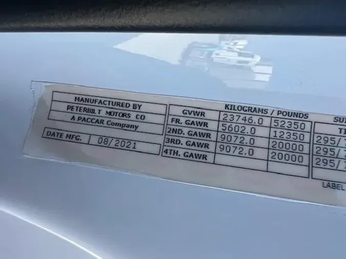 2022 Peterbilt 579