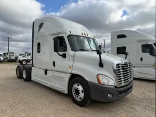 2020 FREIGHTLINER/MERCEDES CASCADIA 125