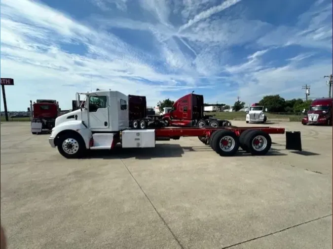 2016 Kenworth T370