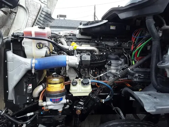 2019 FREIGHTLINER/MERCEDES CASCADIA 125