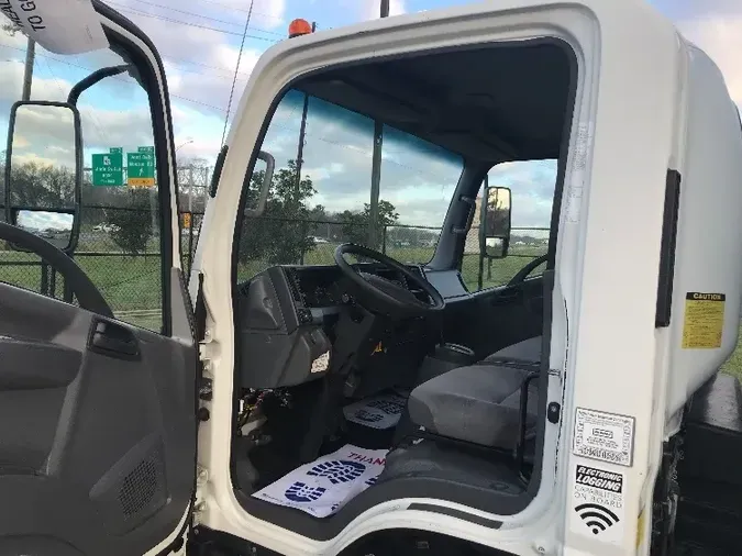 2018 Isuzu Truck NPR EFI