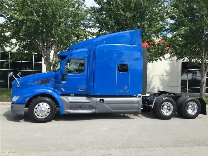 2019 PETERBILT 579