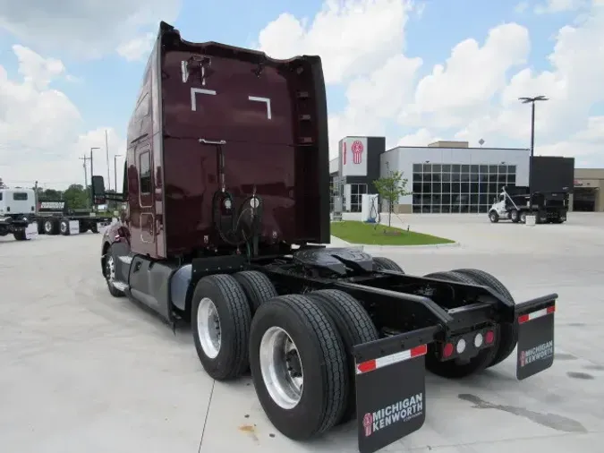 2021 Kenworth T680