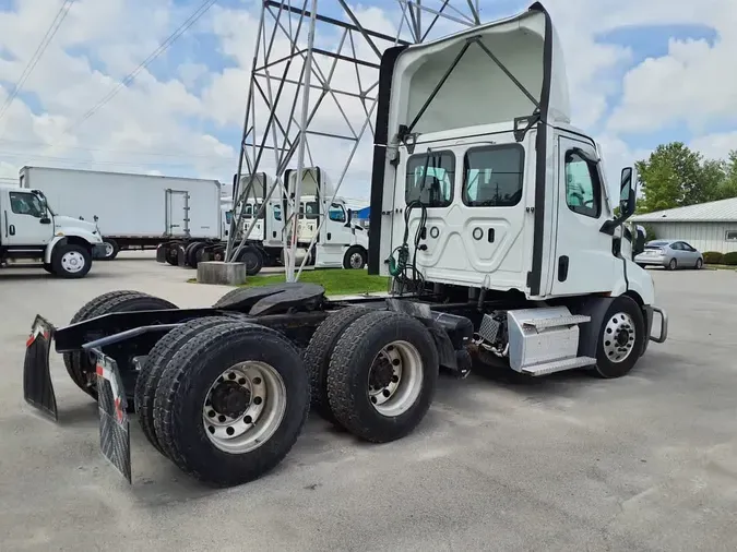2023 FREIGHTLINER/MERCEDES CASCADIA PX11664ST03018e3bdb99661bf3427348793b1461