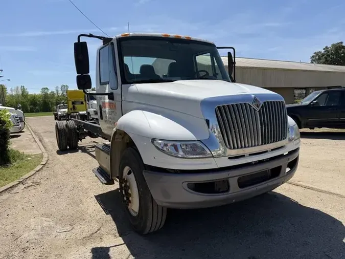 2015 INTERNATIONAL DURASTAR 4300