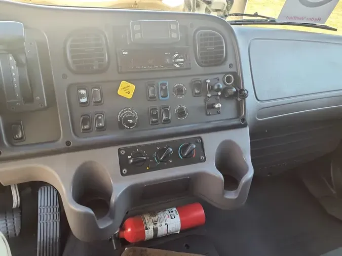 2019 FREIGHTLINER/MERCEDES M2 106