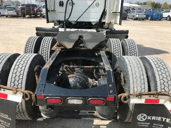 2016 Volvo VNL64300