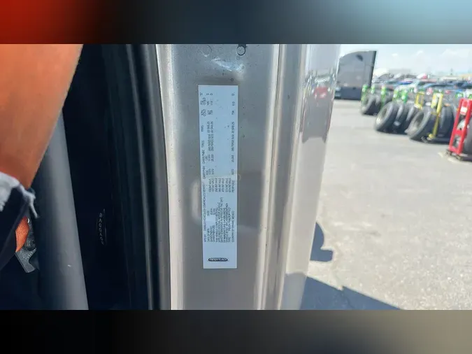 2021 Freightliner Cascadia 126