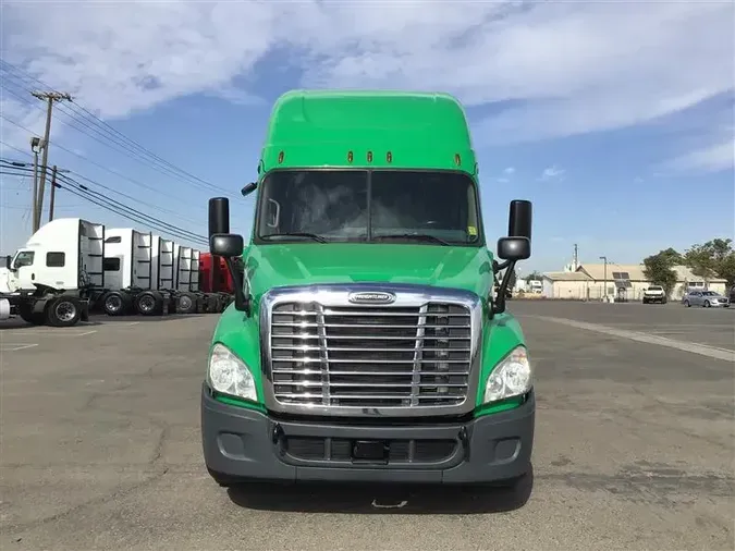 2020 FREIGHTLINER CASCADIA