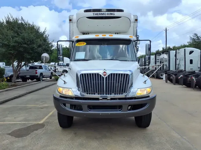 2019 NAVISTAR INTERNATIONAL 4300