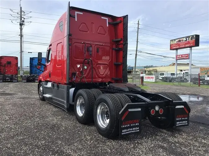 2020 FREIGHTLINER CASCADIA