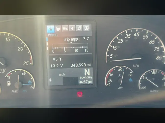 2023 Freightliner Cascadia 126