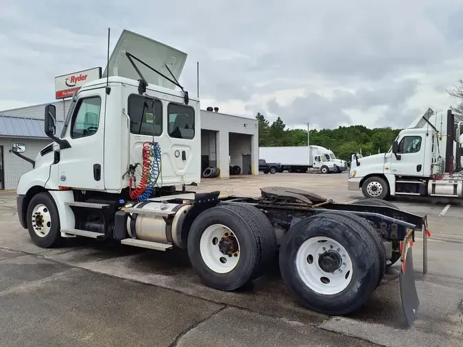 2020 FREIGHTLINER NEW CASCADIA PX12664