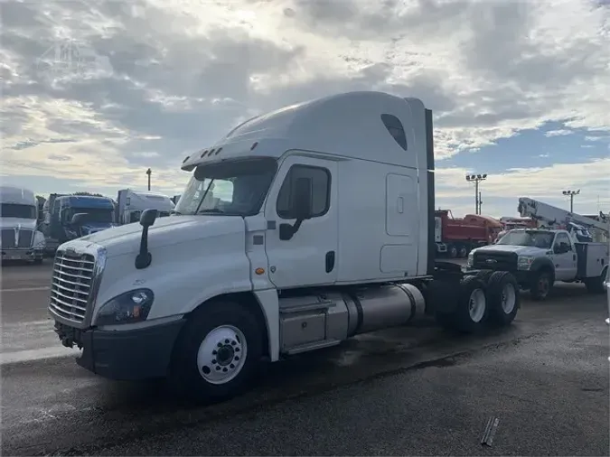 2018 FREIGHTLINER CASCADIA 125031196431c722f03e5c1be90c85fbcf3