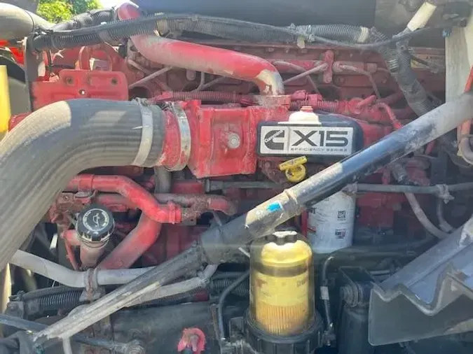 2019 International LT625