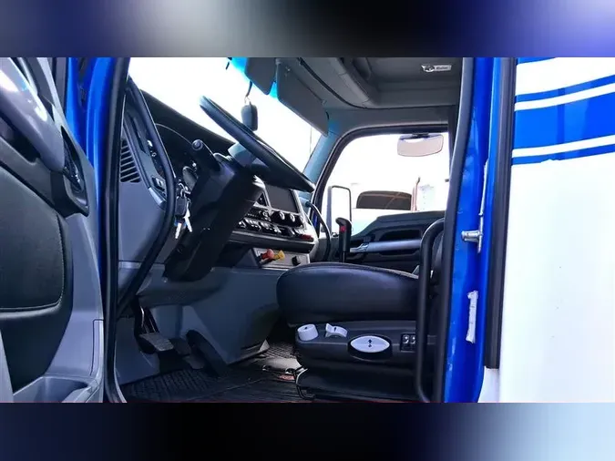 2021 KENWORTH T680
