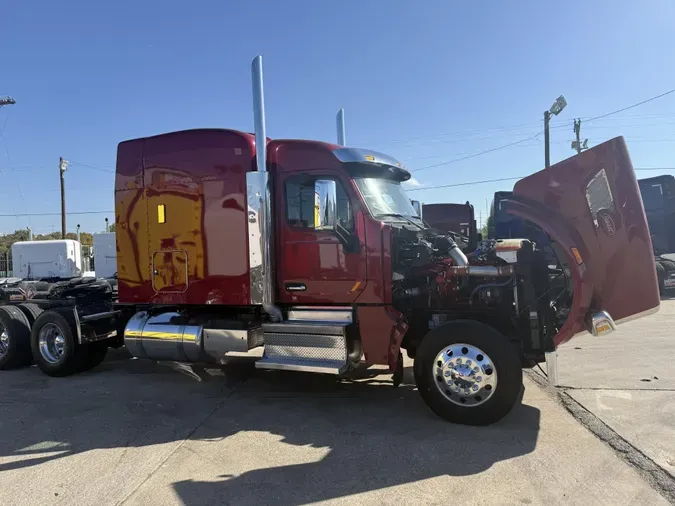 2022 Peterbilt 567