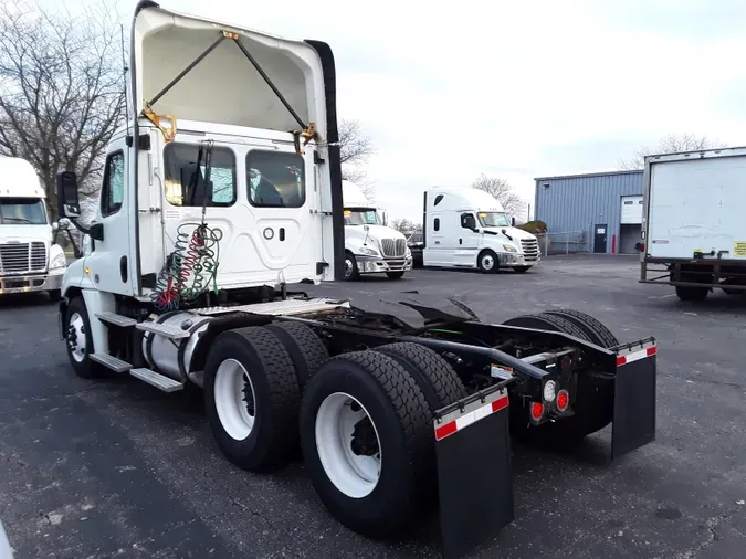 2018 FREIGHTLINER/MERCEDES CASCADIA 125