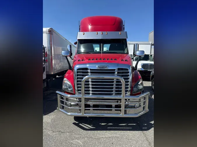 2020 FREIGHTLINER/MERCEDES CASCADIA 125031fc3d968e9a1c90ec08736b1a38f6c