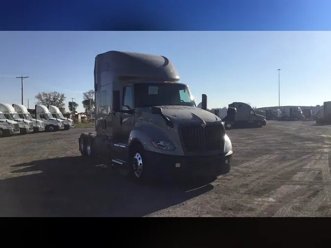 2022 International LT032735c7032e56c4930224673ee915c7